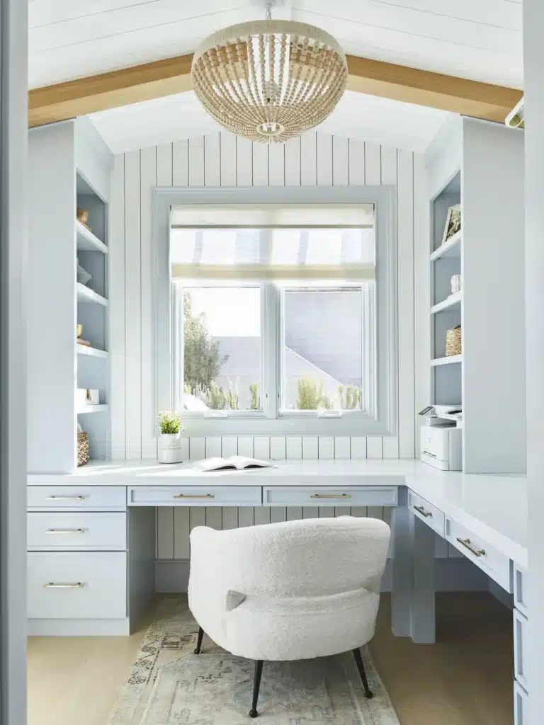 Interior and exterior detail of 150 31st St