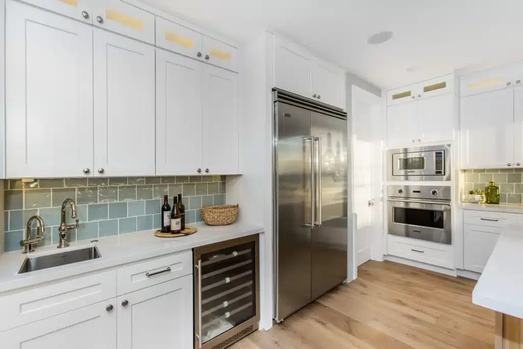 Interior and exterior detail of 222 27th St
