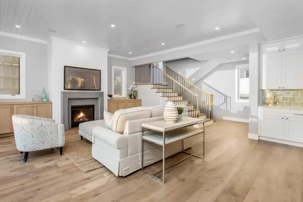 Interior and exterior detail of 222 27th St