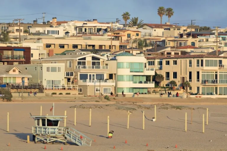 Sand Section neighborhood in Manhattan Beach