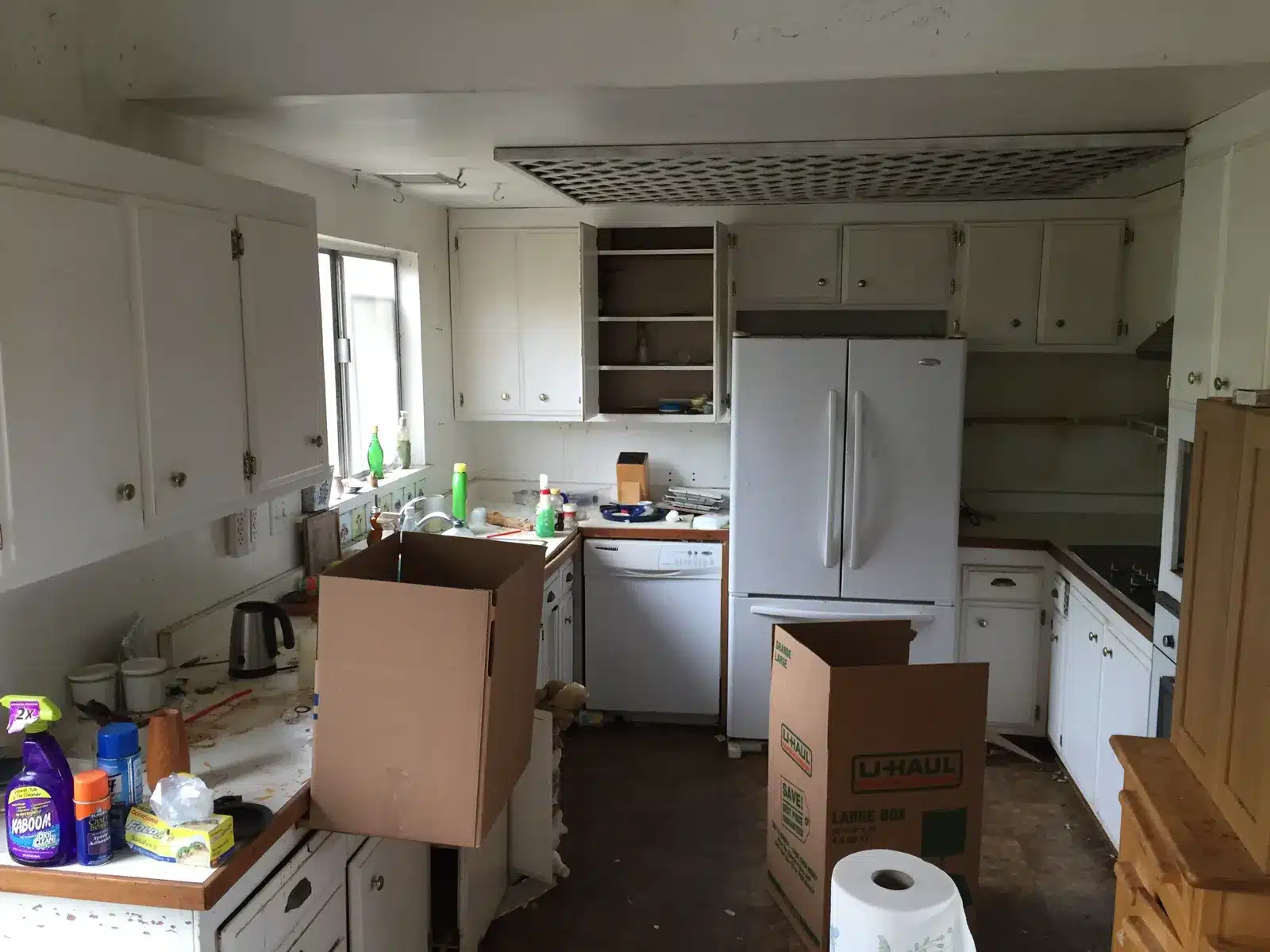 Kitchen before the Rancho Palos Verdes remodel